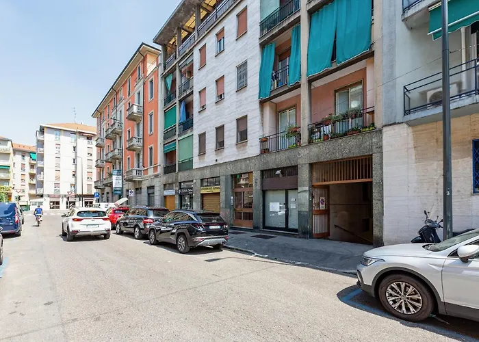 Guesthost - Milano Niguarda Private 15Sqm Studio